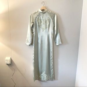 VNTG Silky High Neck Side Slit Chinese Qipao Gown